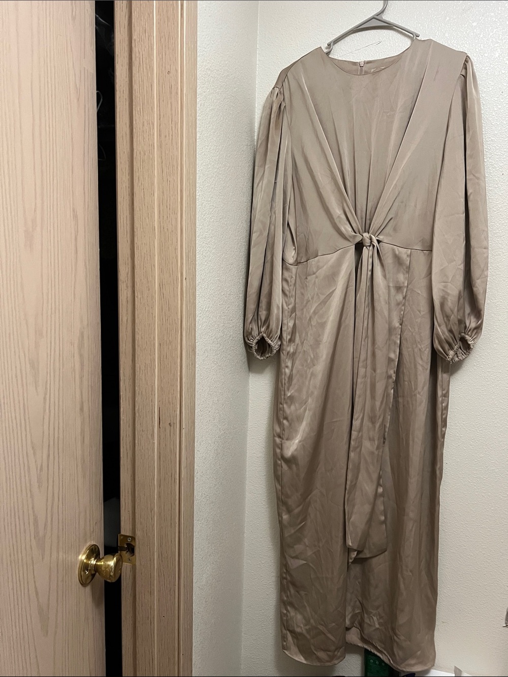 Taupe Knot-Front Long Sleeve Midi satin Dress XL